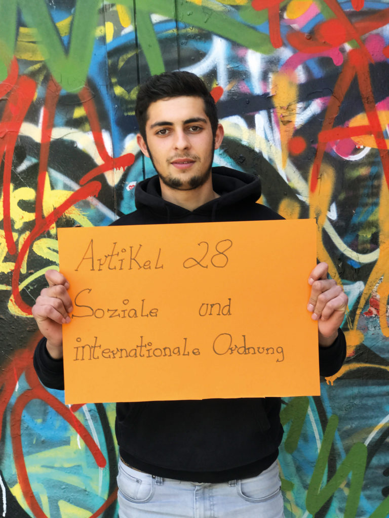 Artikel 28 - Soziale und internationale Bildung